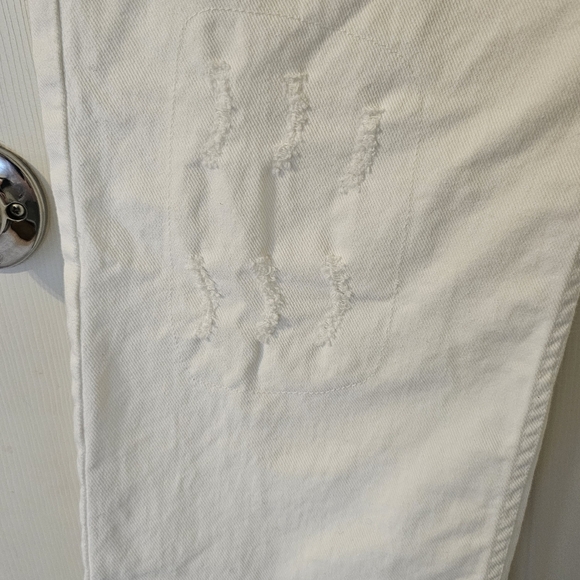 Lauren Ralph Lauren Women's White Eyelet Jeans Relaxed Taper Size 16 - Picture 3 of 9